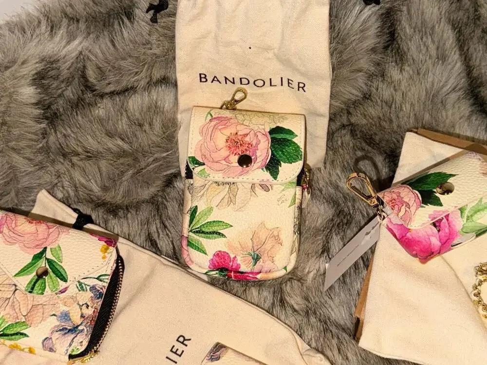 Bandolier Rae Magnet Duet Essentials Set in Ceci Ivory Floral/Gold